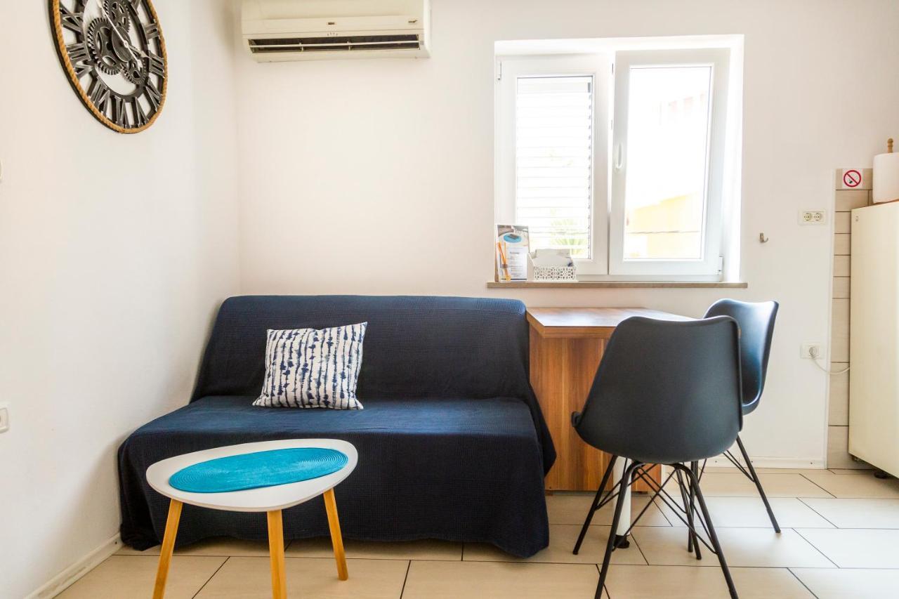 Sunny Old Town Apartment Koper Exterior photo
